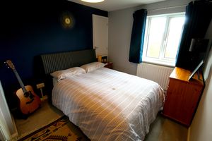 Bedroom- click for photo gallery